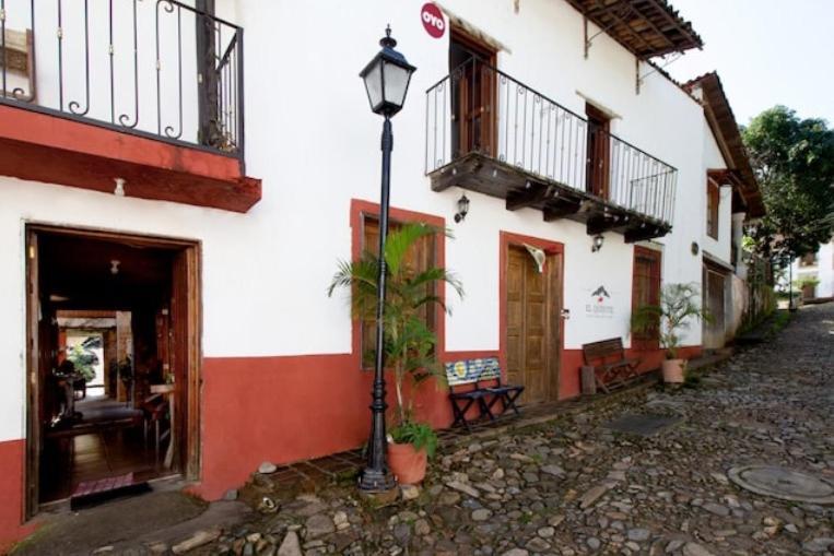 Hotel De Cervantes San Sebastian del Oeste Exterior photo